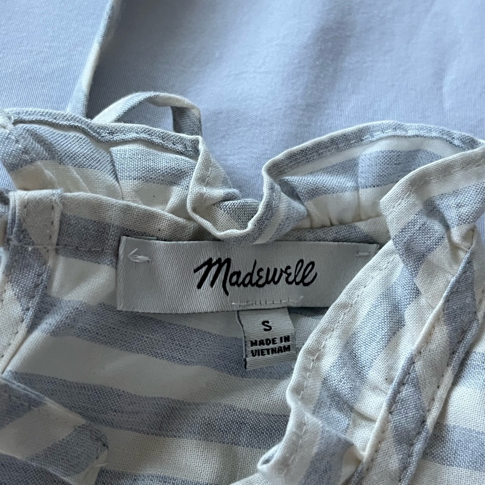 small blue and white striped madewell shirt
